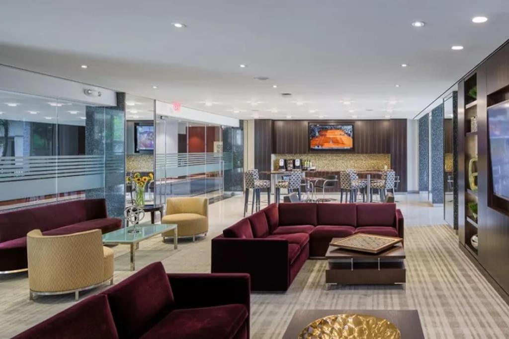 Style And Convenience Apartment At Crystal City Arlington Esterno foto