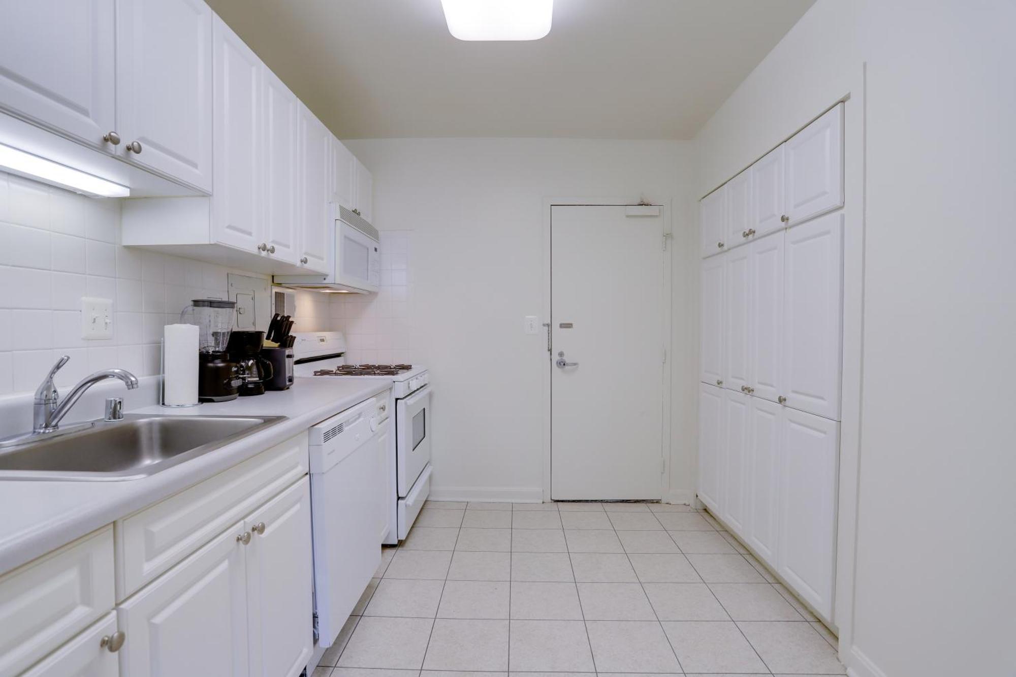 Style And Convenience Apartment At Crystal City Arlington Esterno foto